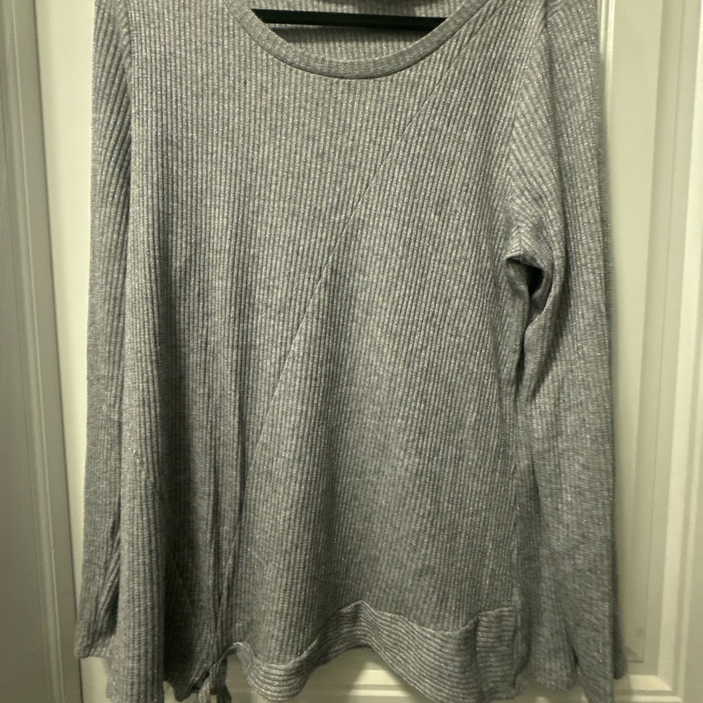 Elegant Gray Shimmer Ribbed Long Sleeve Top